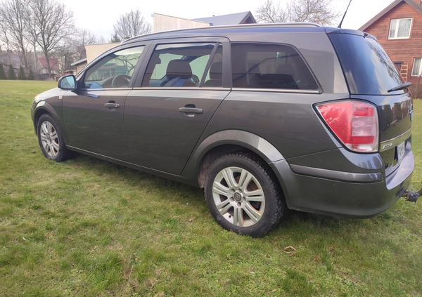 Opel Astra cena 13500 przebieg: 256000, rok produkcji 2010 z Łapy małe 254